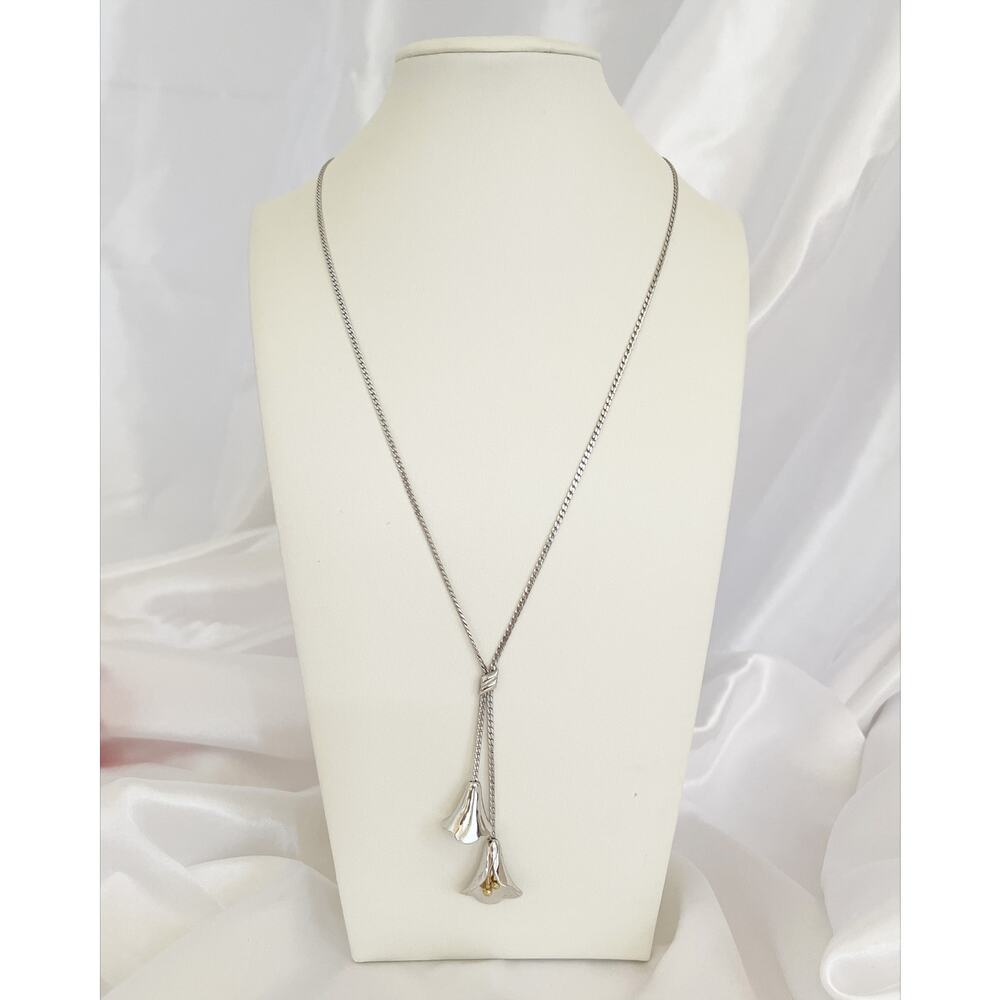 AVON Calla Lilly Silver Tone Lariat Style Womens Fashion Necklace Vintage - Picture 3 of 9